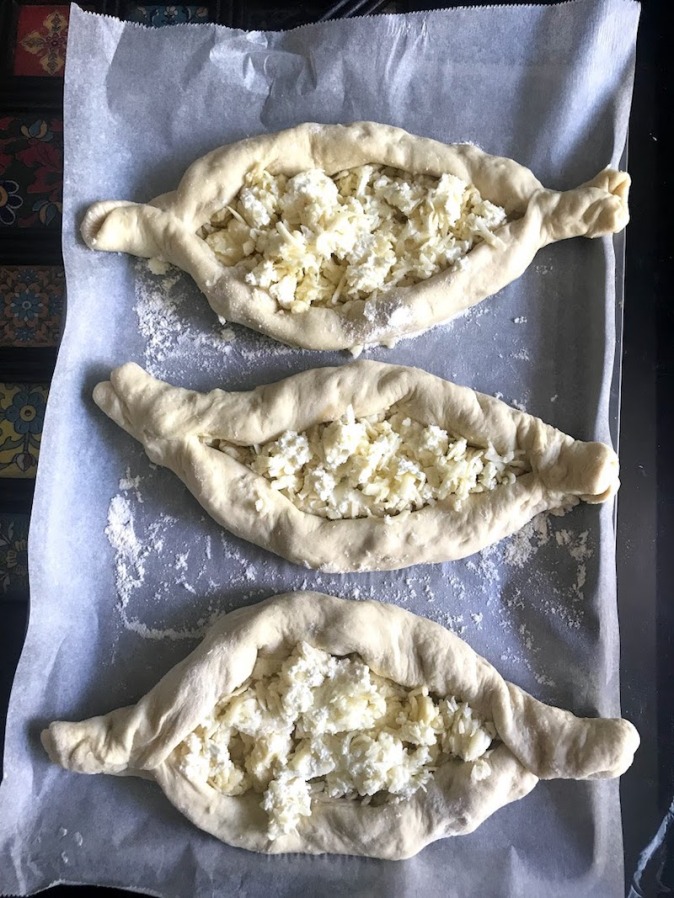 Making of Acharuli, the boat shaped Georgian cheese-bread at home