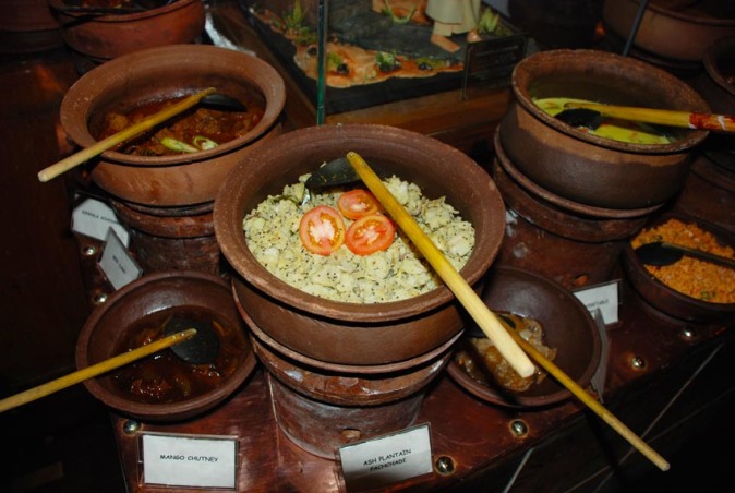 Srilankan food cooked in traditional earthen pots in Heritance Tea Factory