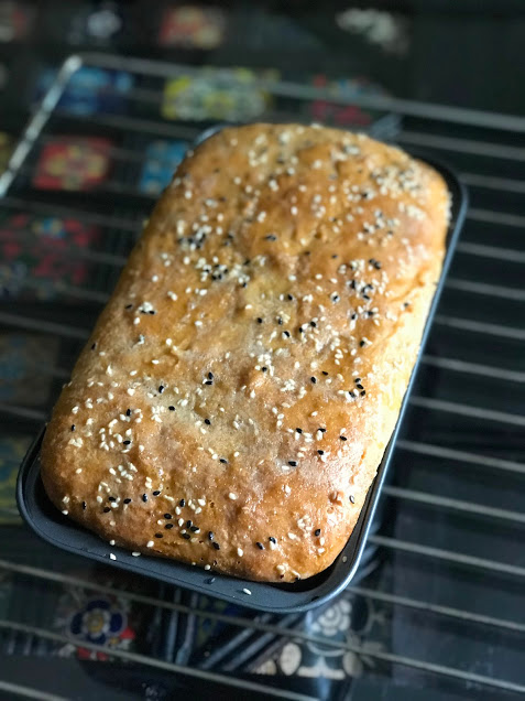 Homemade atta bread with sesame