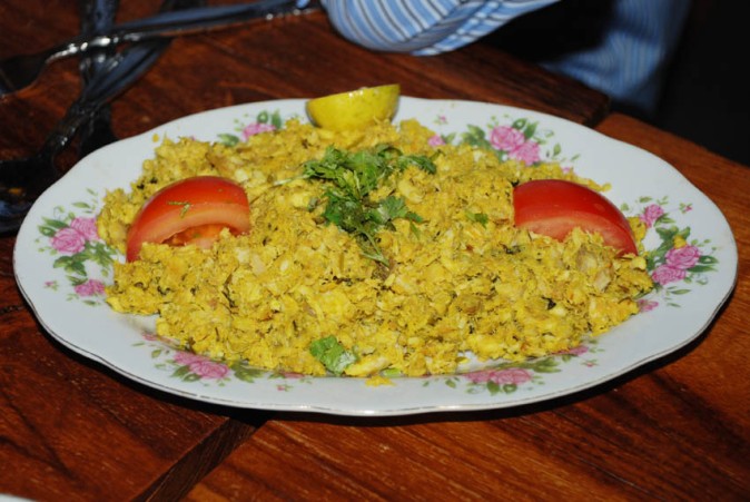 Jesheed – Baby Shark cooked with onions and Arabic spices, crumbled and served with White Rice. 